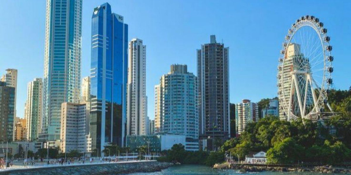 BALNEÁRIO CAMBORIU 16 À 18 OUTUBRO